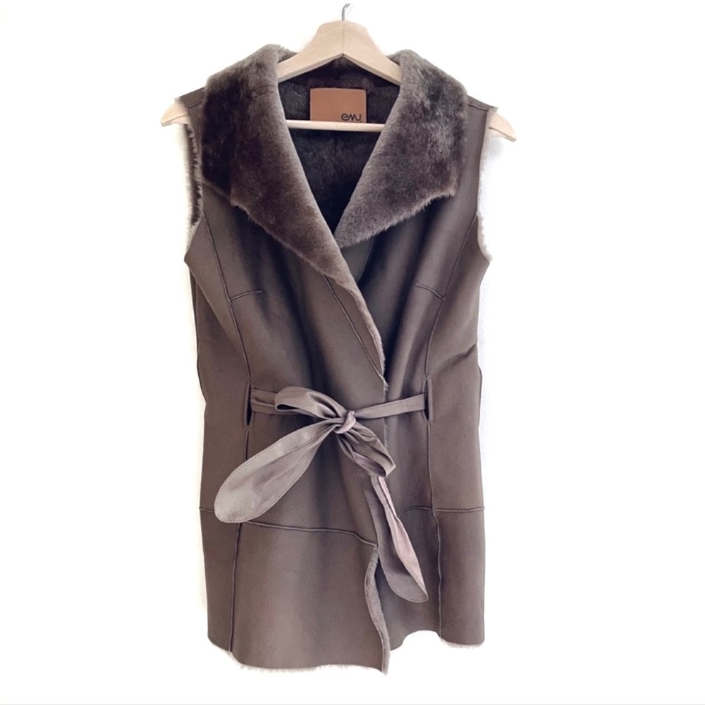 EMU Australia Mushroom Reversible Leather Sheepskin Wrap Vest Size Small